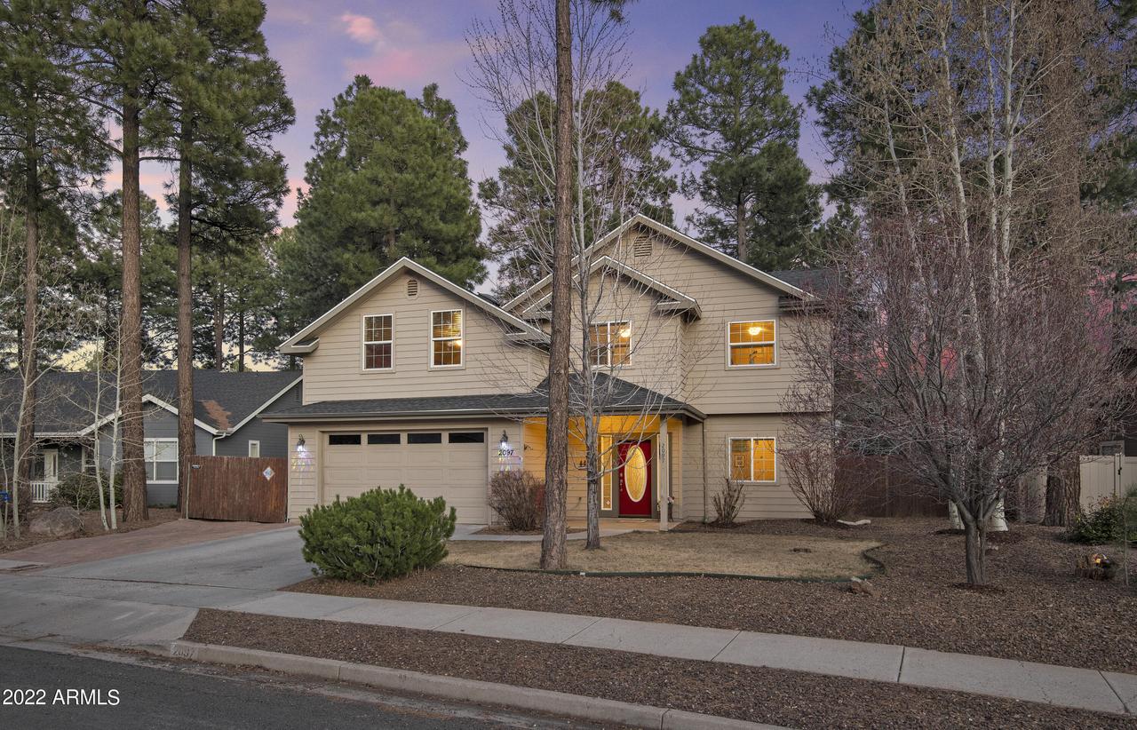 2097 W University Ave., Flagstaff, AZ 86001