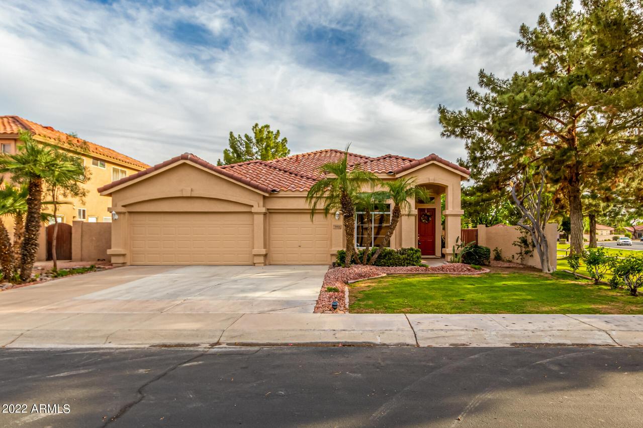 5965 W Blue Sky Dr., Glendale, AZ 85308