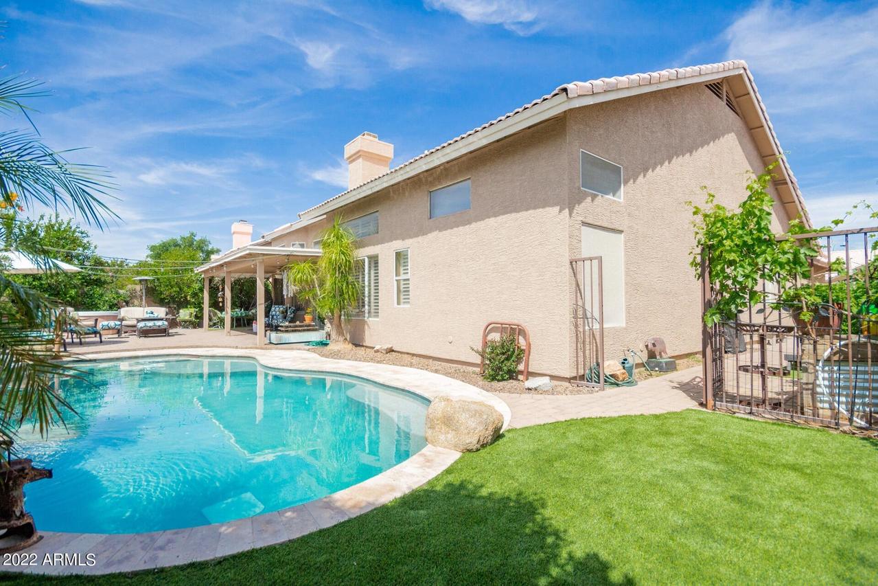 8627 W Joan De Arc Ave., Peoria, AZ 85381