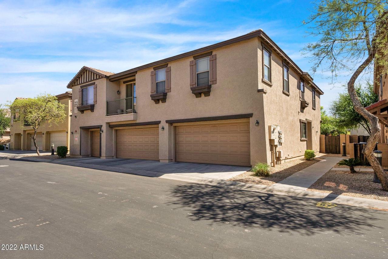 8125 W Groom Creek Rd., Phoenix, AZ 85043