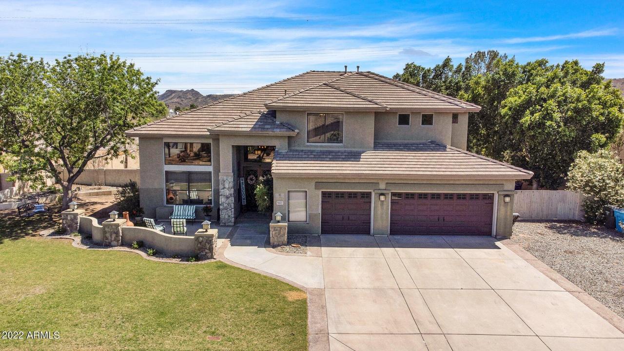 5423 W Whispering Wind Dr., Glendale, AZ 85310