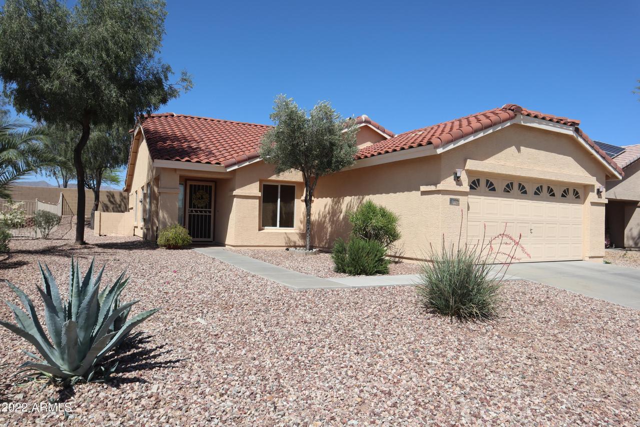 23194 W Moonlight Path, Buckeye, AZ 85326