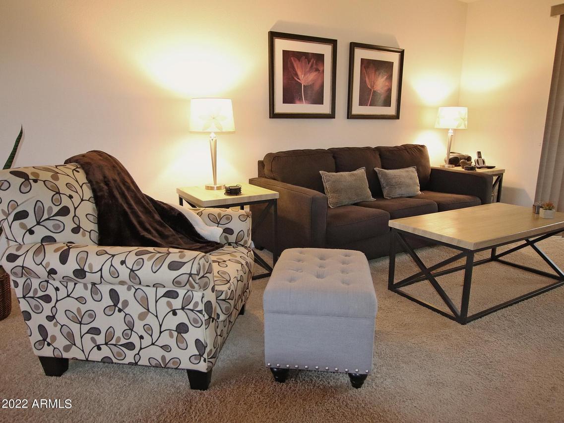 12212 N Paradise Village Pkwy. #414, Phoenix, AZ 85032