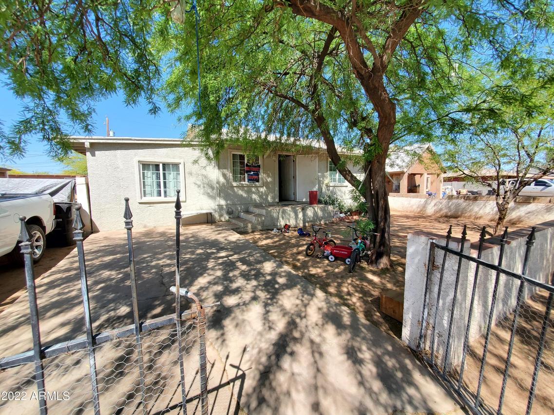 5032 S 35th Dr., Phoenix, AZ 85041