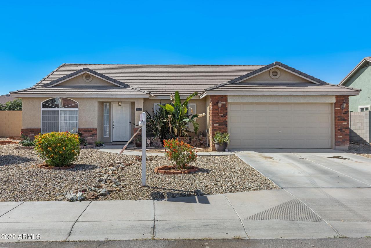 3777 E Meadow Mist Ln., San Tan Valley, AZ 85140