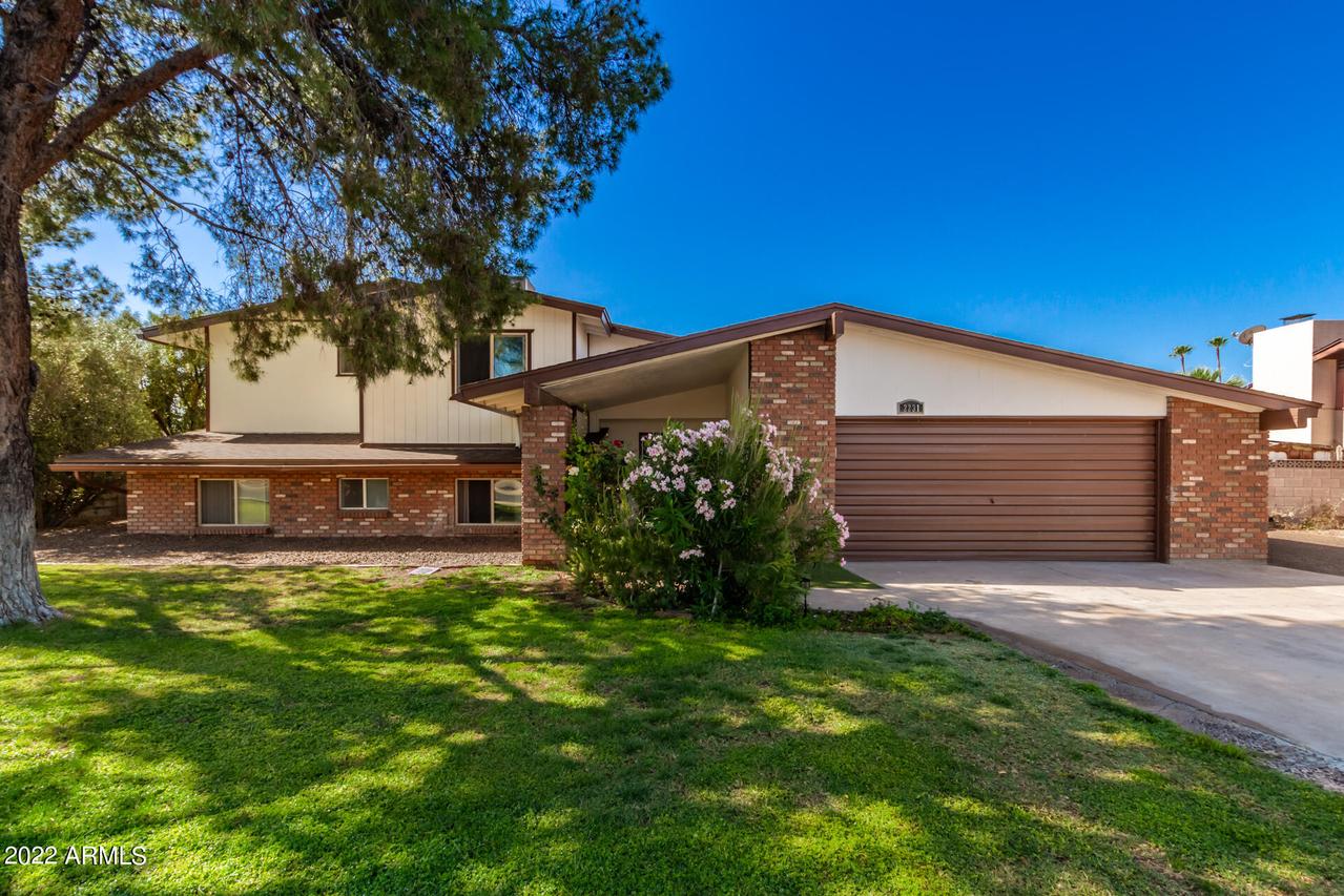 2231 E Fountain St., Mesa, AZ 85213