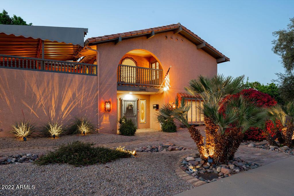 2106 E Loma Vista Dr., Tempe, AZ 85282
