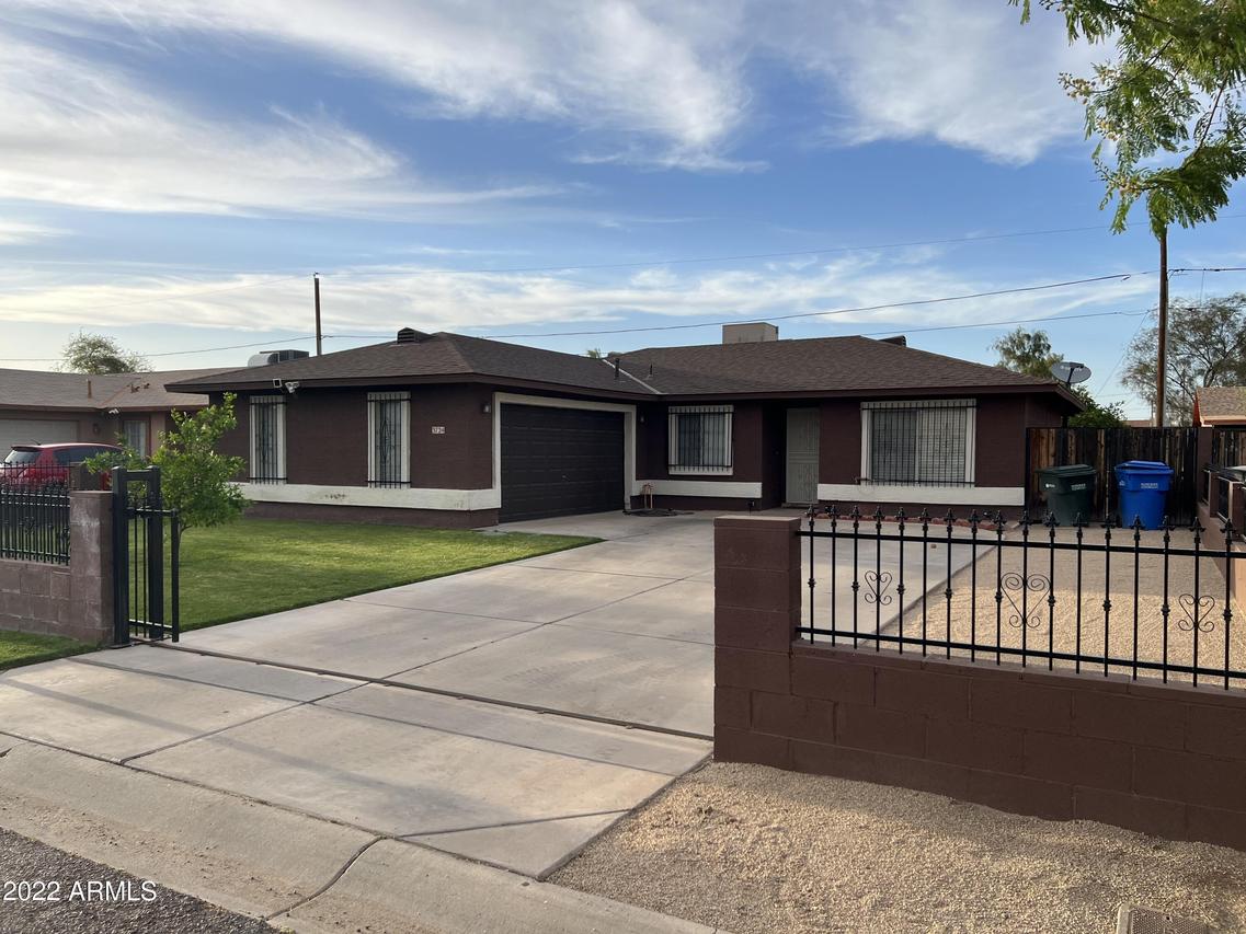 3724 W Sunland Ave., Phoenix, AZ 85041