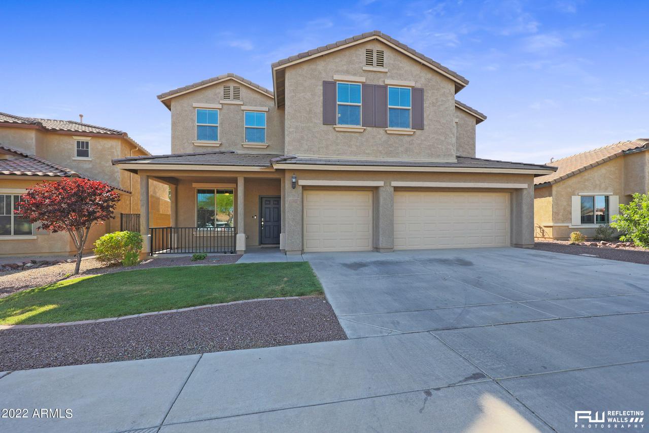 8730 N 180th Dr., Waddell, AZ 85355