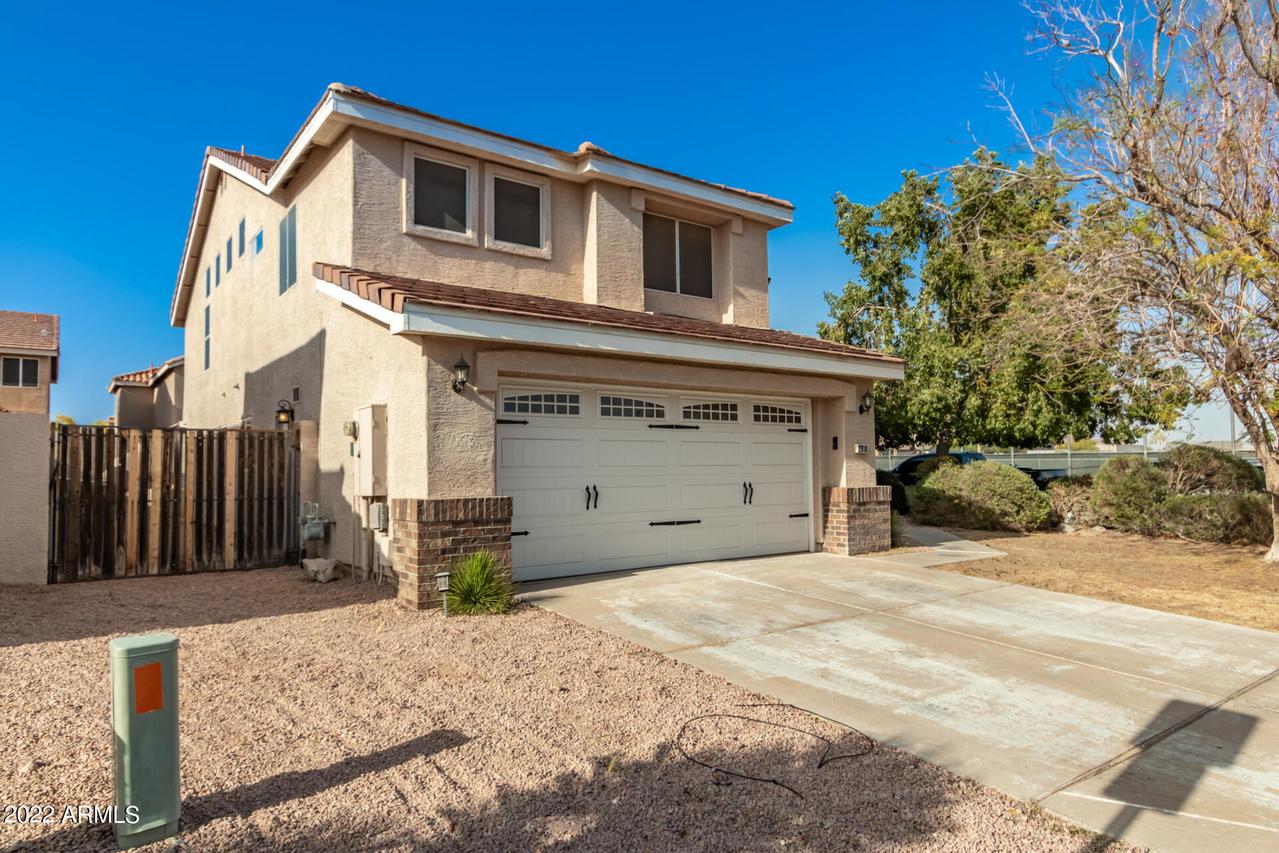2918 E Windsong Dr., Phoenix, AZ 85048