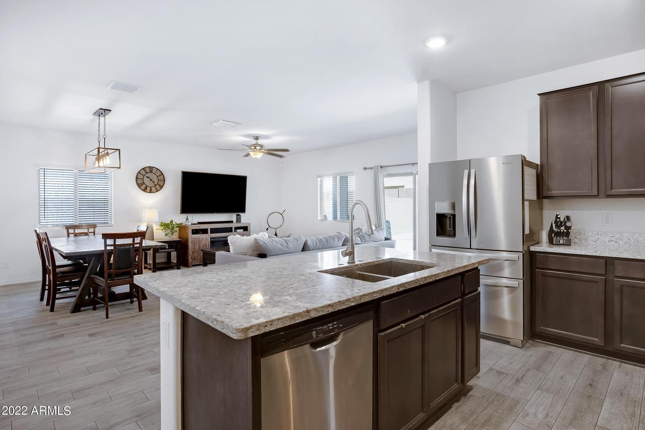 346 W Pacific Dr., Casa Grande, AZ 85122