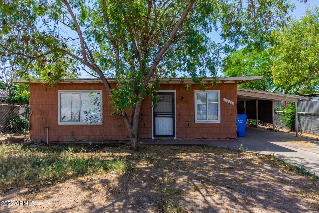 3205 W Taylor St., Phoenix, AZ 85009
