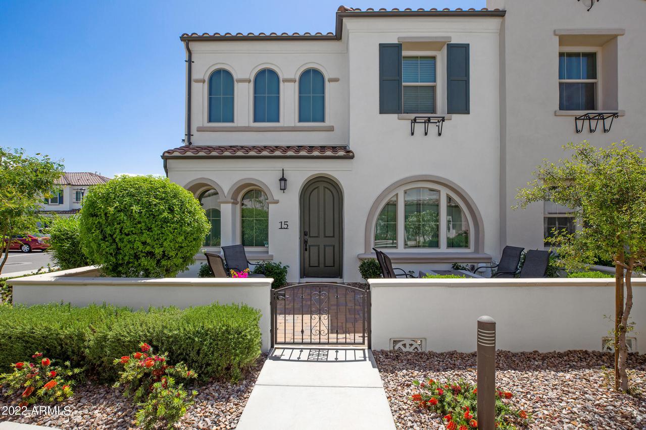 2477 W Market Pl. #15, Chandler, AZ 85248