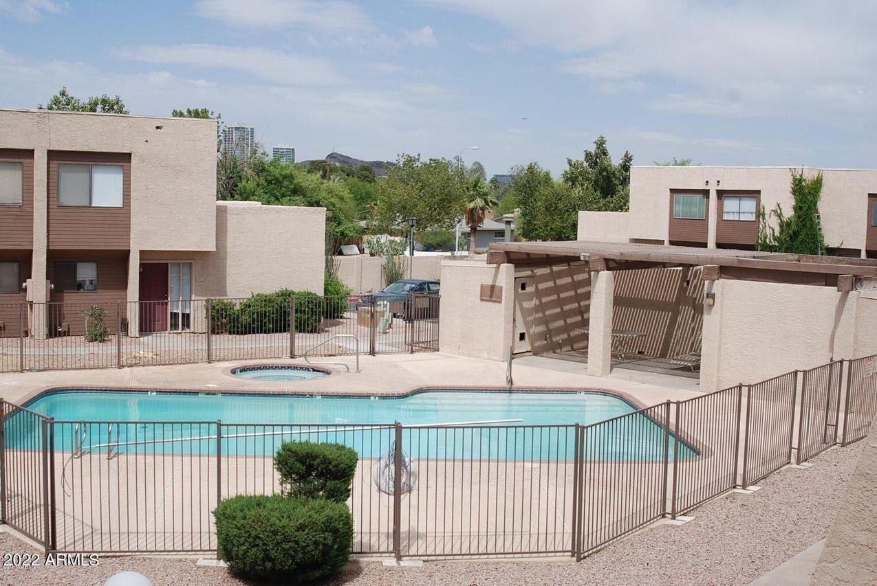 1325 S Hardy Dr., Tempe, AZ 85281