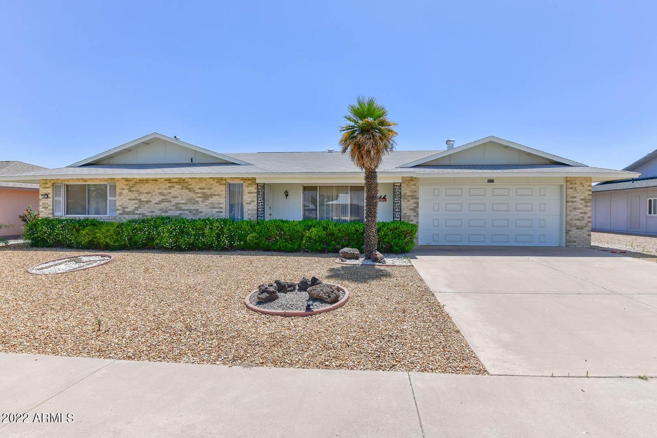 9639 W Willowbrook Dr., Sun City, AZ 85373