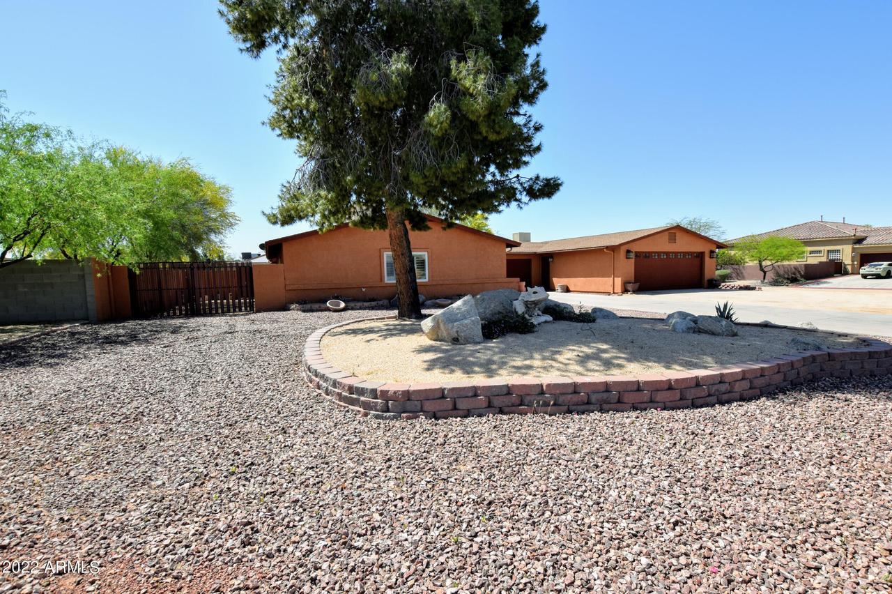 3701 E Paradise Ln., Phoenix, AZ 85032