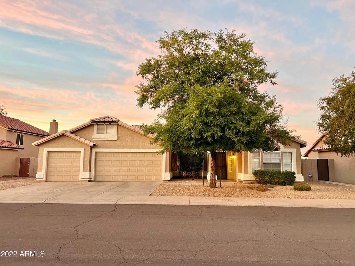 7216 W Kimberly Way, Glendale, AZ 85308