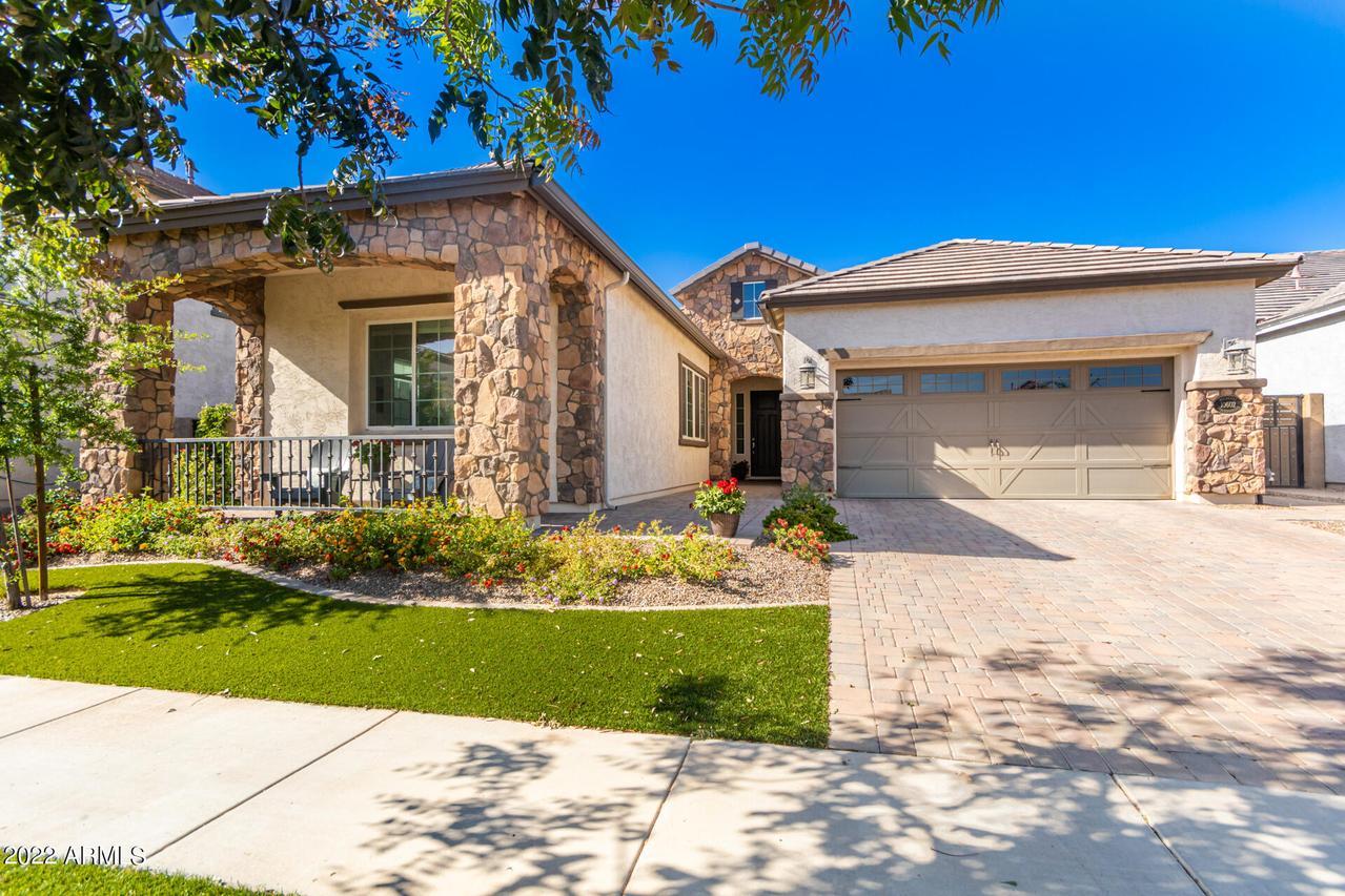 10602 E Meseto Ave., Mesa, AZ 85209