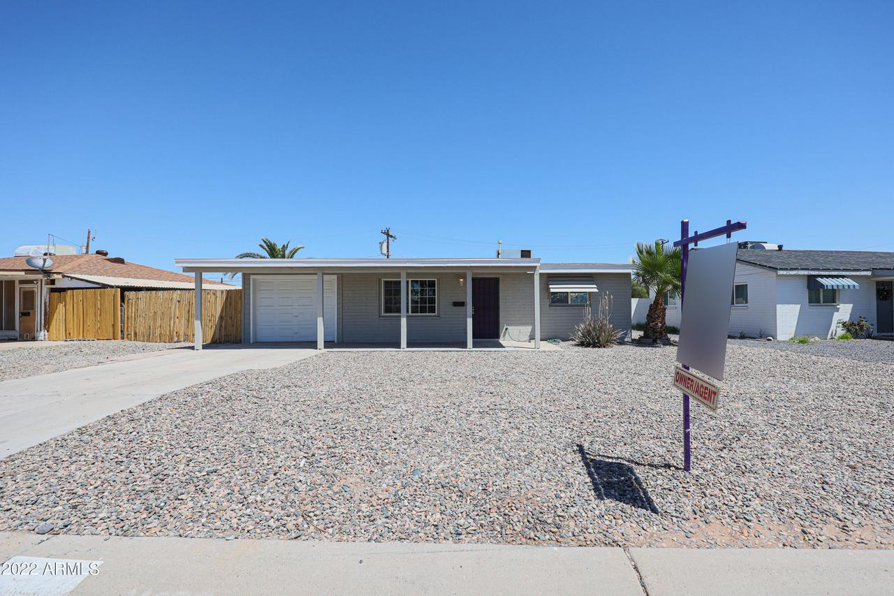 11827 N 113th Dr., Youngtown, AZ 85363