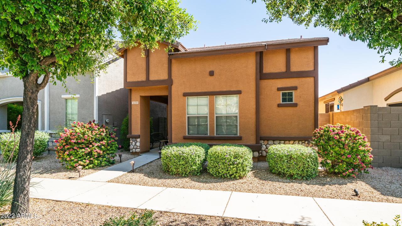 4371 E Selena Dr., Phoenix, AZ 85050