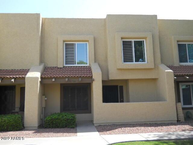 5726 W Winchcomb Dr., Glendale, AZ 85306