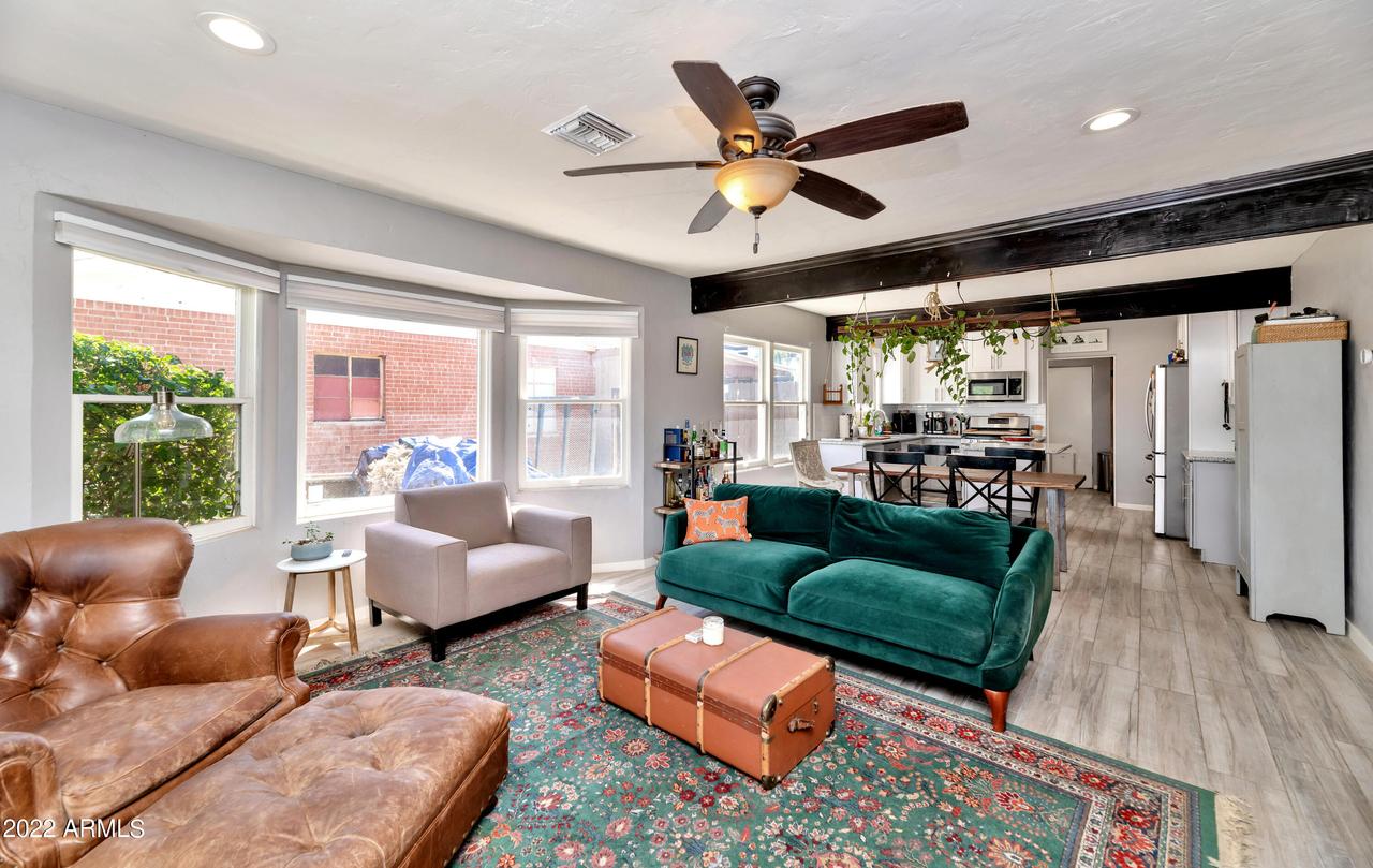 1027 E Whitton Ave., Phoenix, AZ 85014