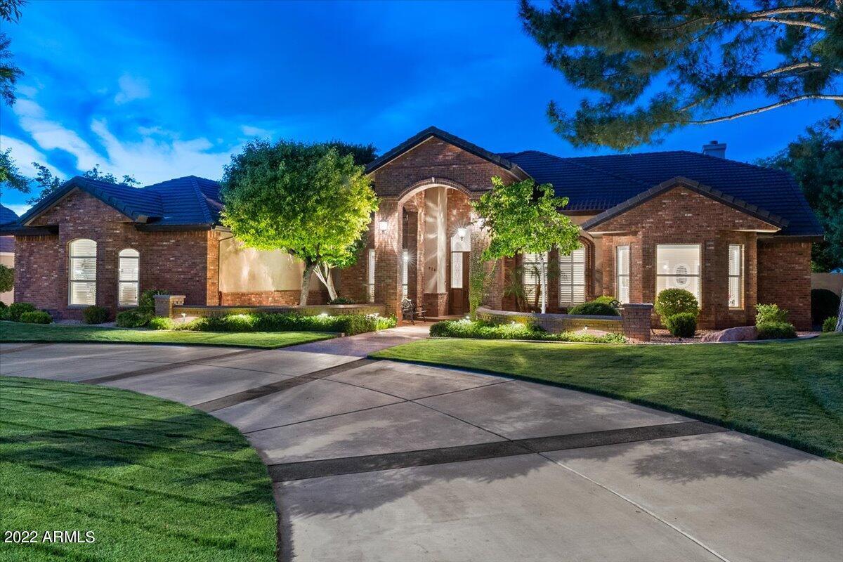 926 E Juanita Ave., Gilbert, AZ 85234