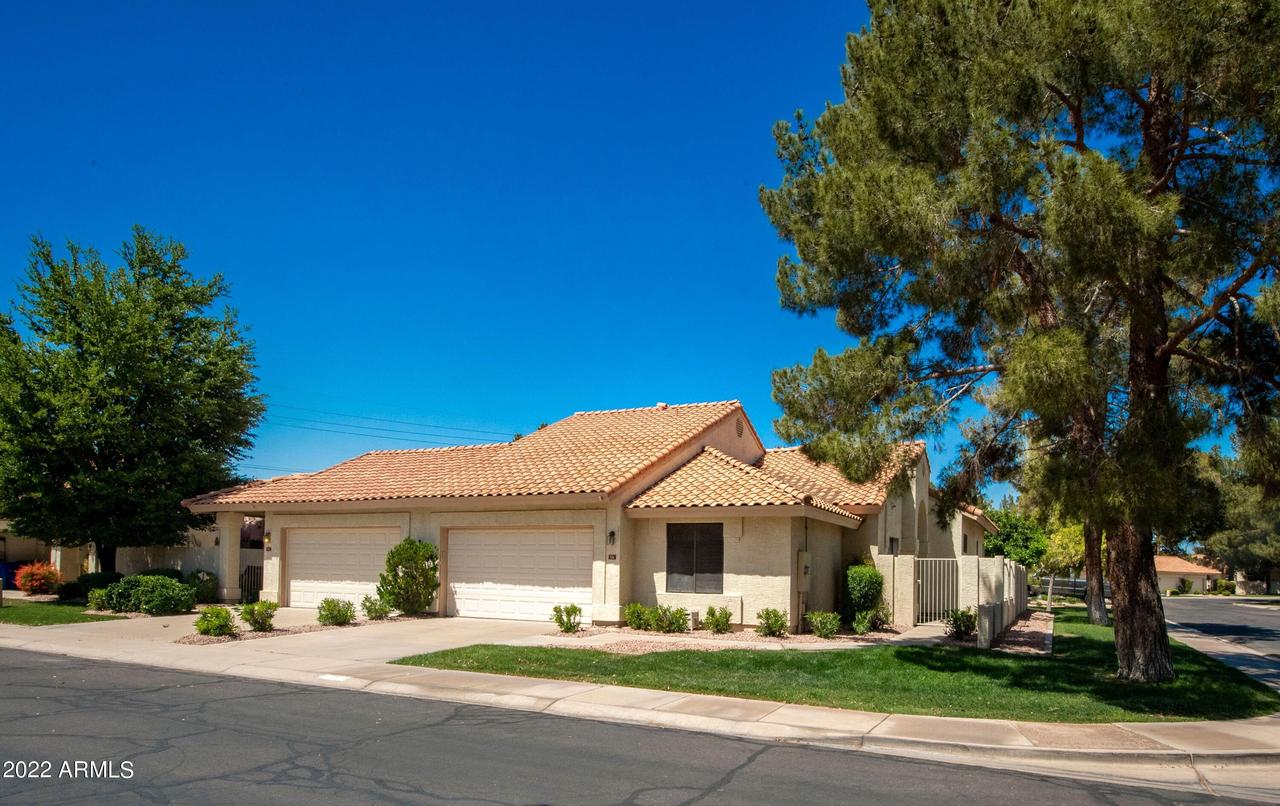 926 E Mcnair Dr., Tempe, AZ 85283