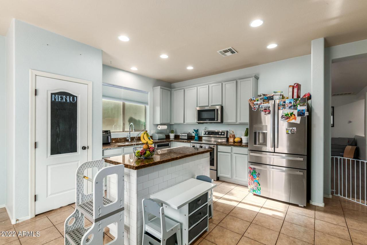 45571 W Morning View Ln., Maricopa, AZ 85239