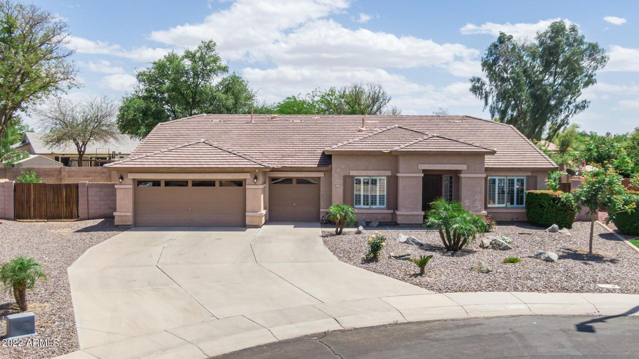 2179 S Roanoke St., Gilbert, AZ 85295