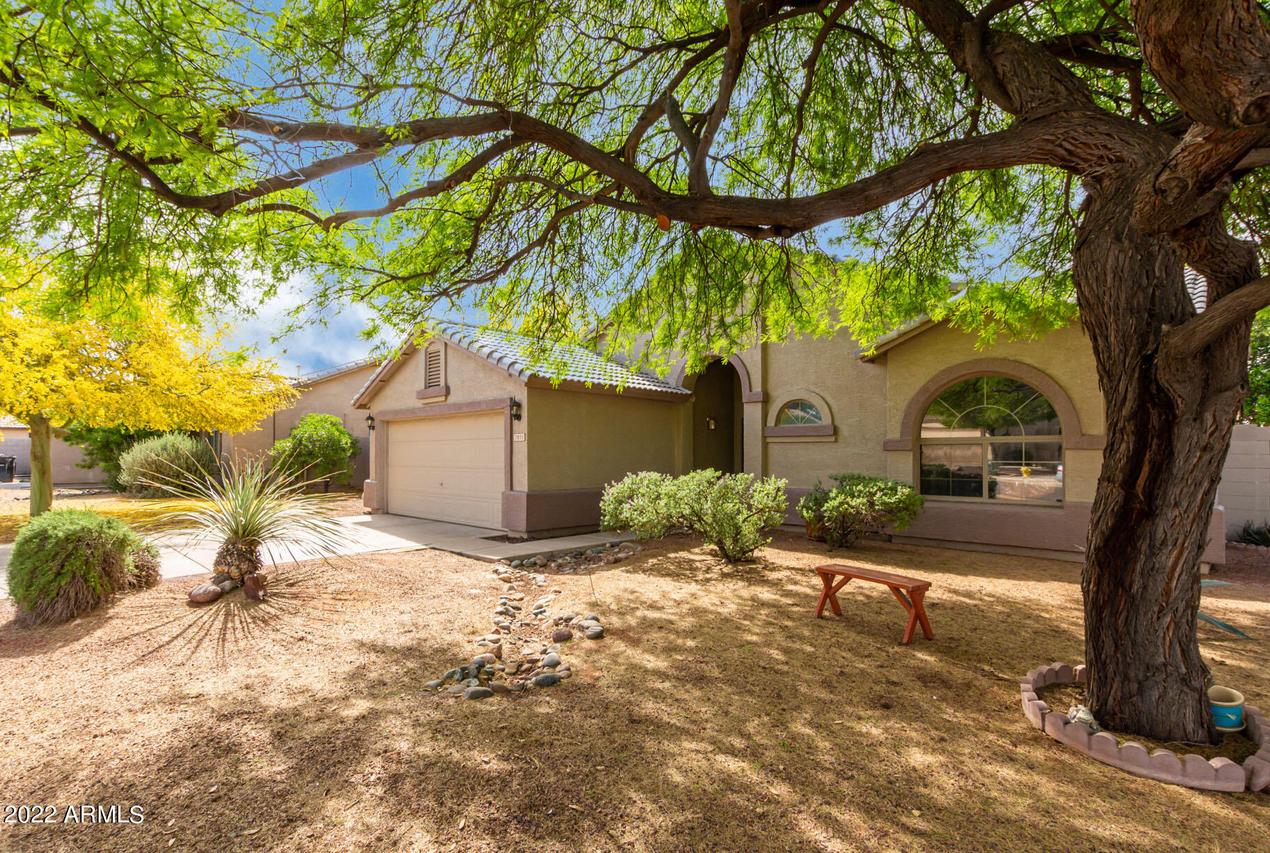 7933 E Dartmouth St., Mesa, AZ 85207