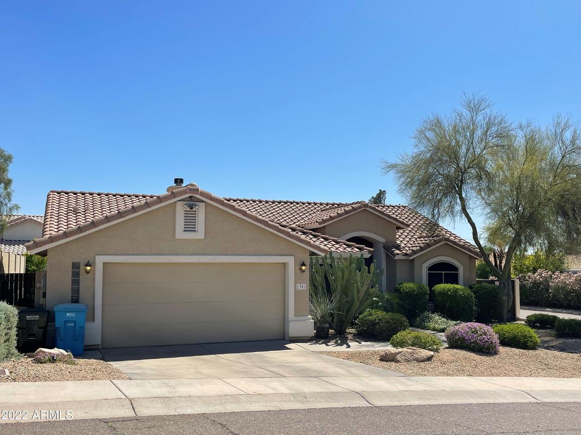 1301 E Michelle Dr., Phoenix, AZ 85022