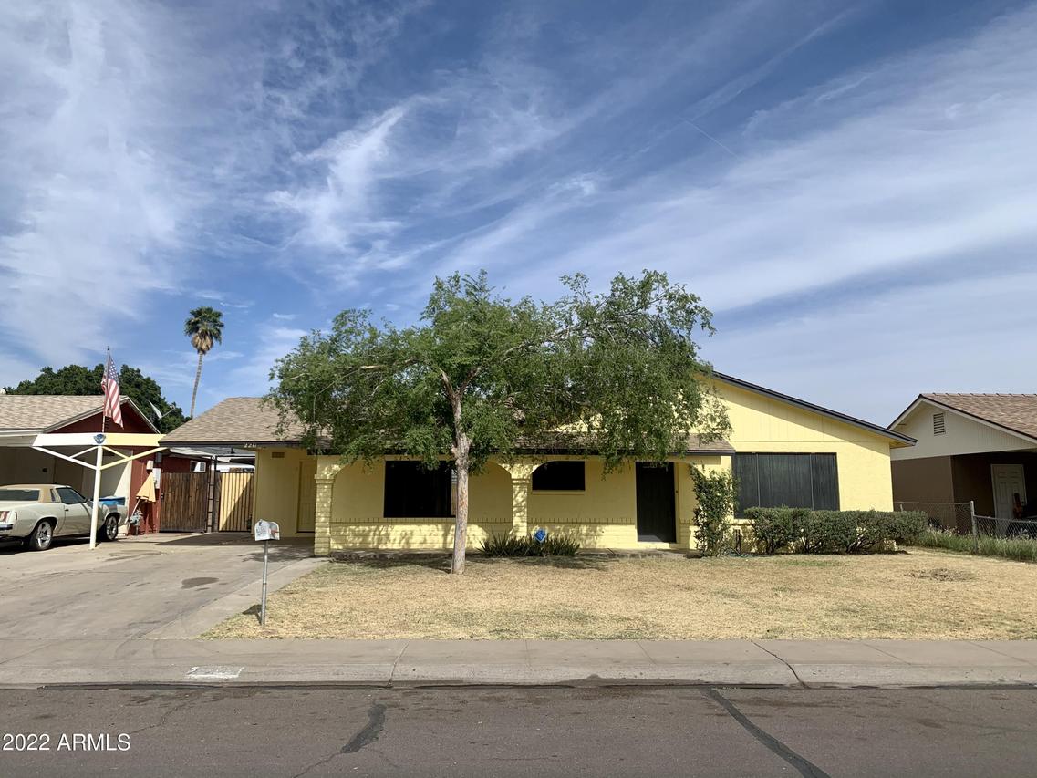 2211 N 54th Ln Ln., Phoenix, AZ 85035