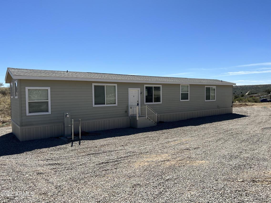10675 S Austin Ln., Mayer, AZ 86333