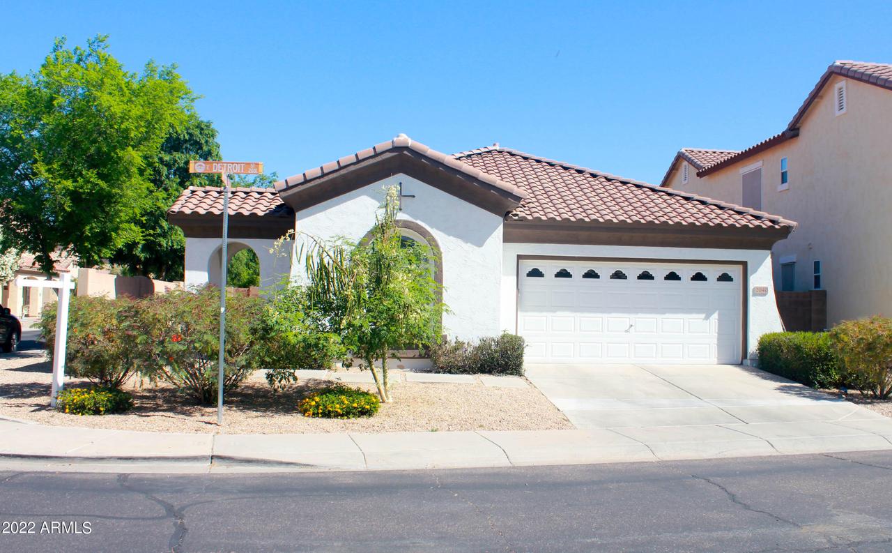2040 E Detroit St., Chandler, AZ 85225