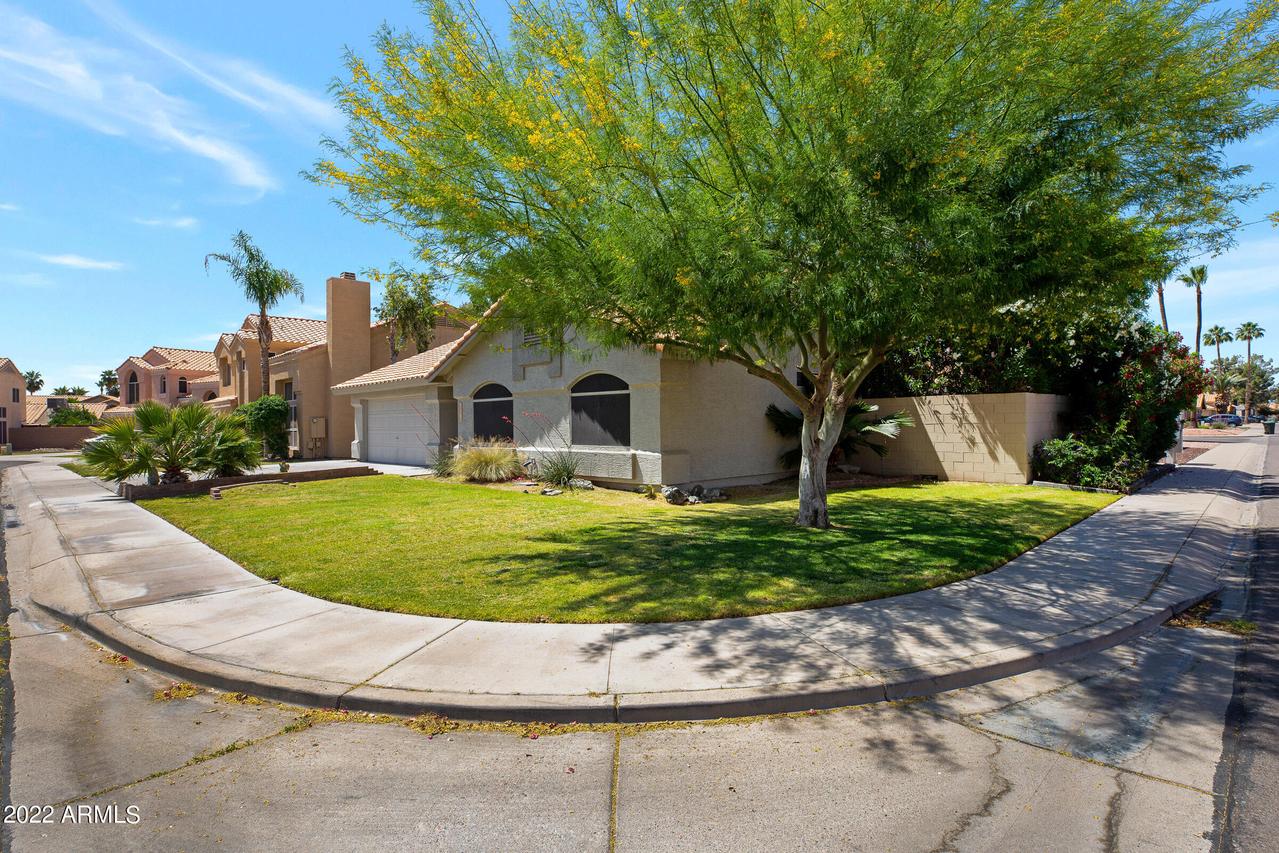 15634 S 43rd Way, Phoenix, AZ 85048