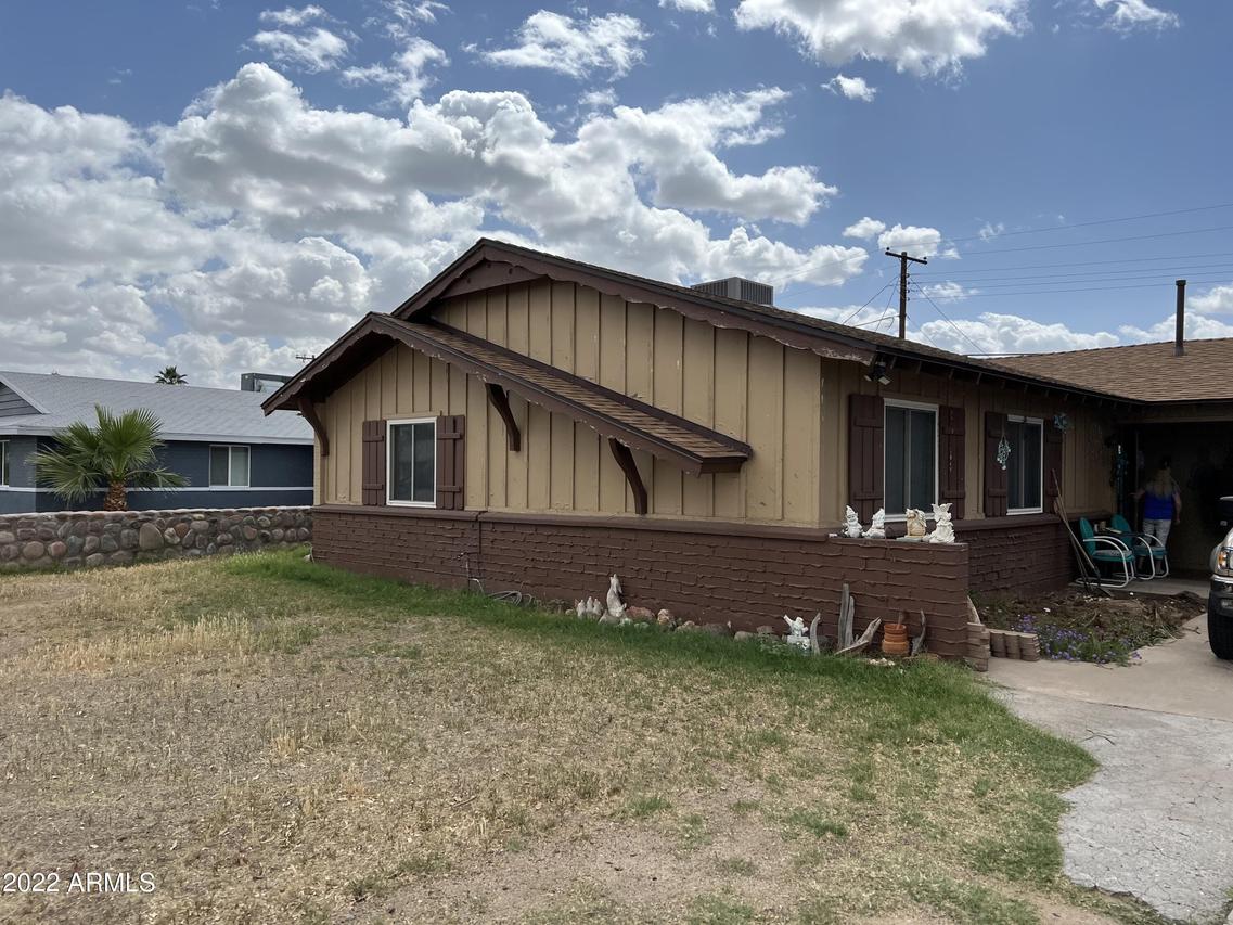 4047 W Gardenia Ave., Phoenix, AZ 85051