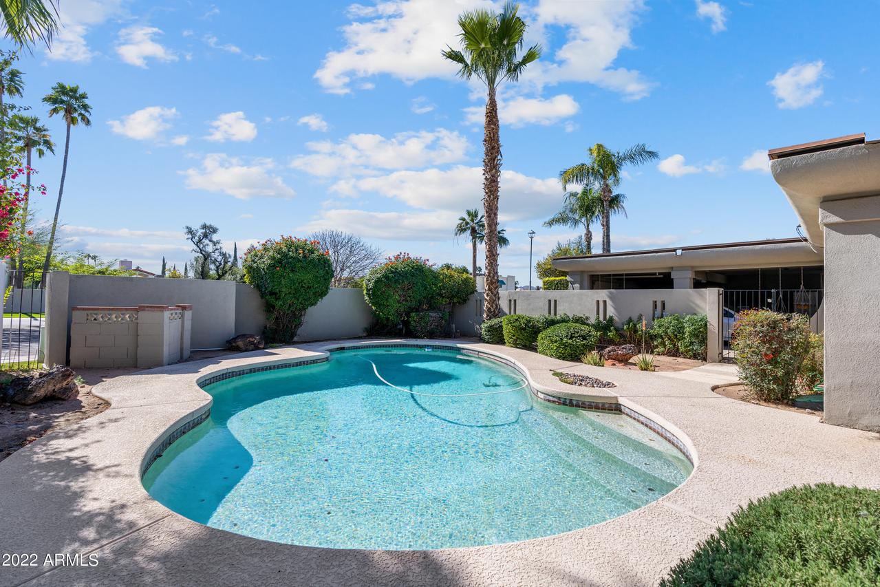 8650 E Via De La Escuela, Scottsdale, AZ 85258