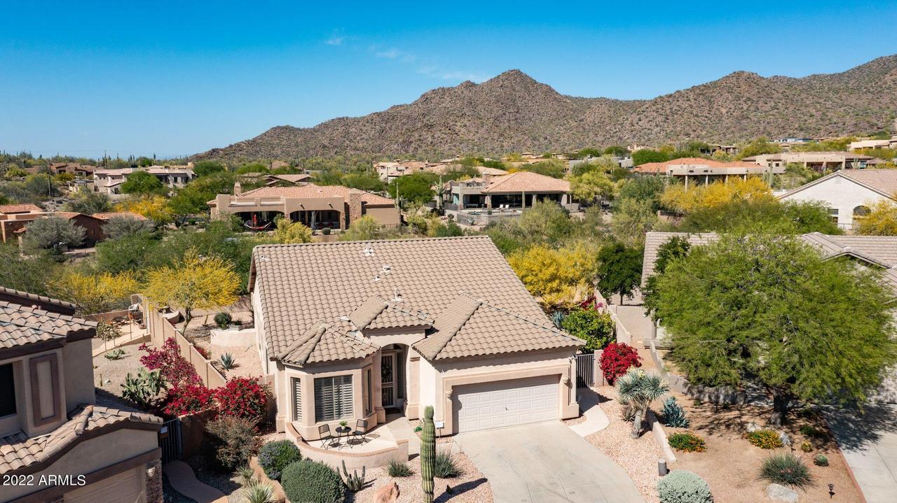 7620 E Wolf Canyon St., Mesa, AZ 85207
