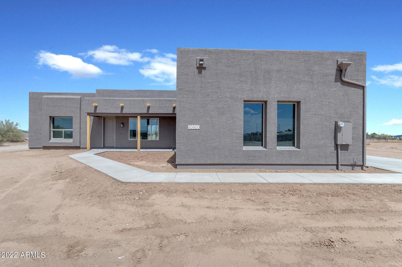 27617 N 220th Dr., Wittmann, AZ 85361