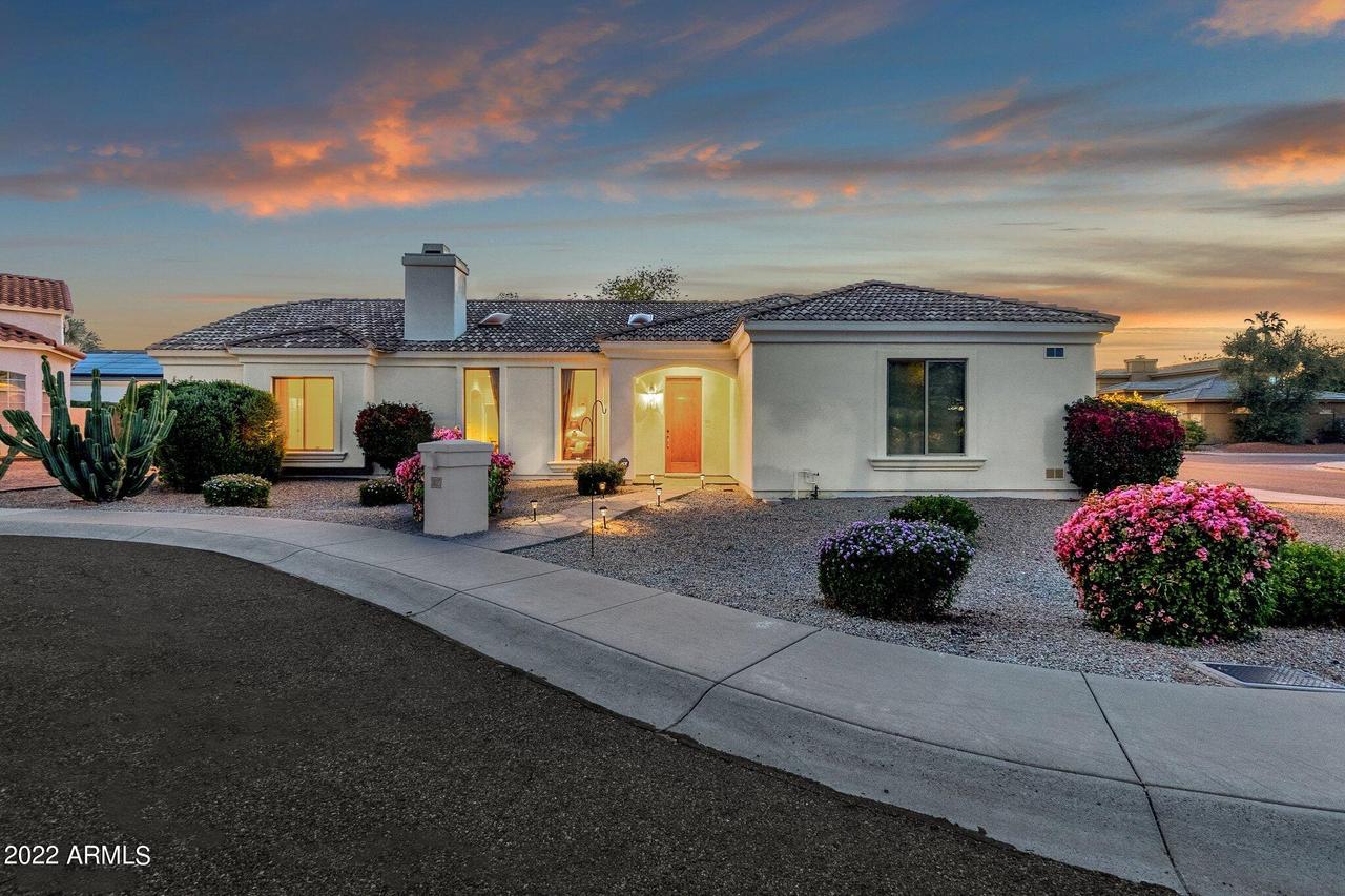 3027 E Redfield Rd., Phoenix, AZ 85032