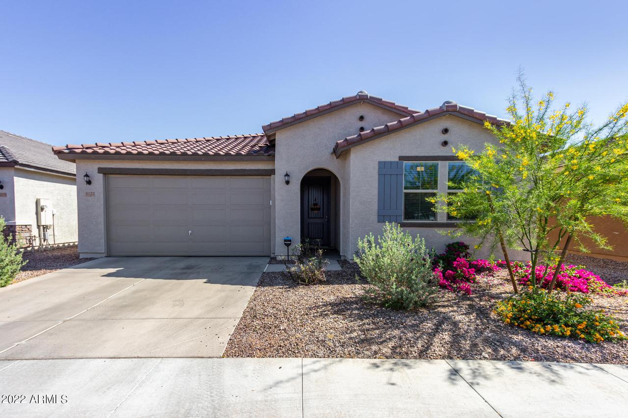 8123 W Lane Ave., Glendale, AZ 85303