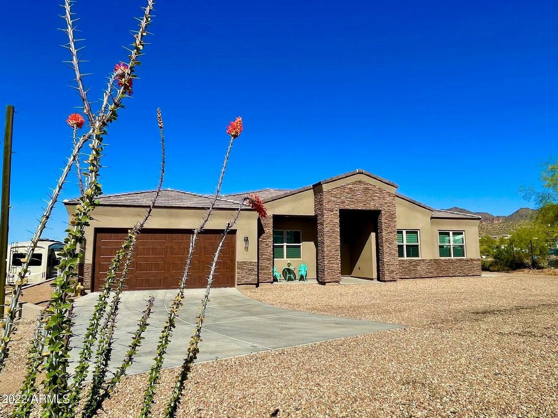 5046 N Ironwood Dr., Apache Junction, AZ 85220