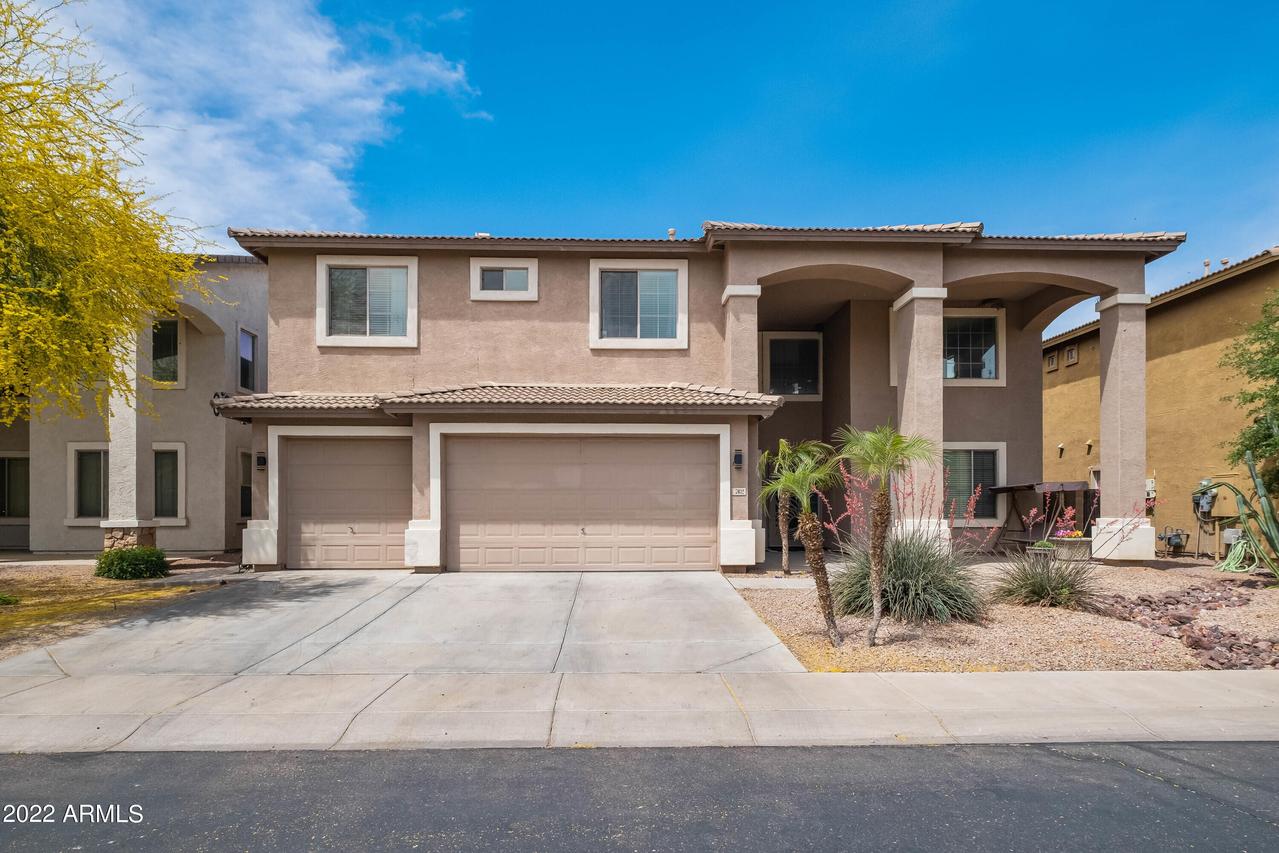 7032 S 58th Ave., Laveen, AZ 85339