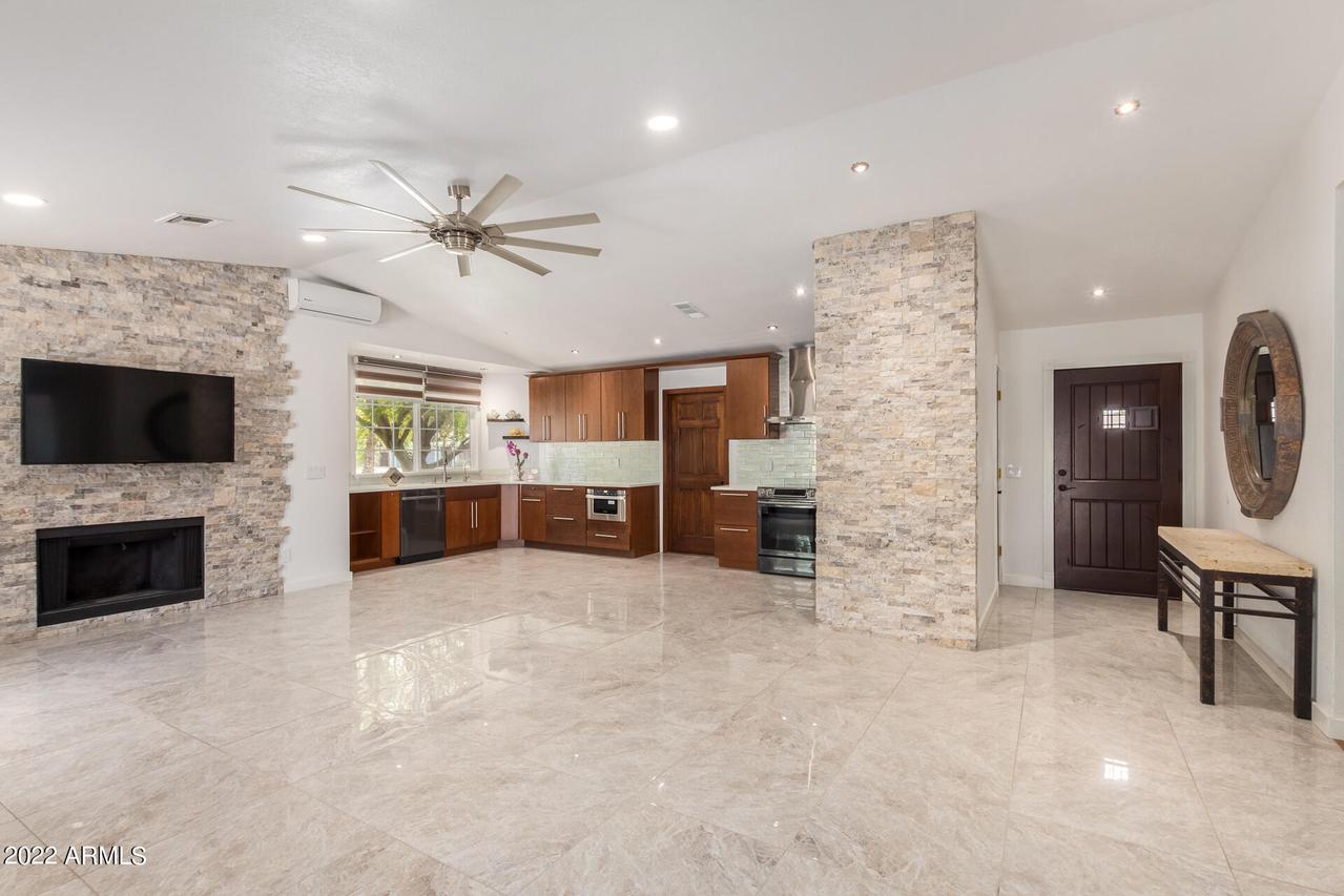 6920 E Beverly Ln., Scottsdale, AZ 85254