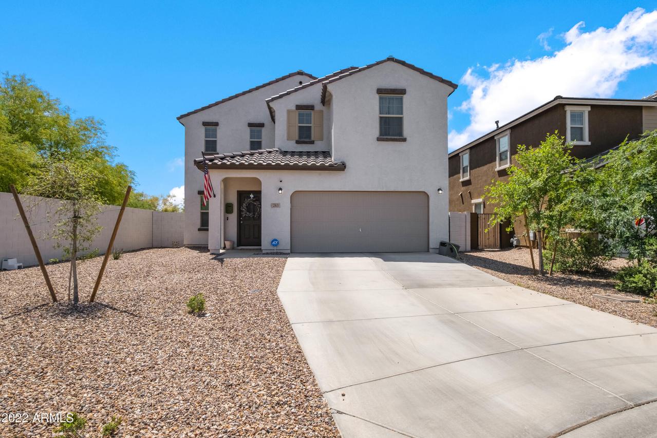 263 W Mammoth Cave Dr., San Tan Valley, AZ 85140