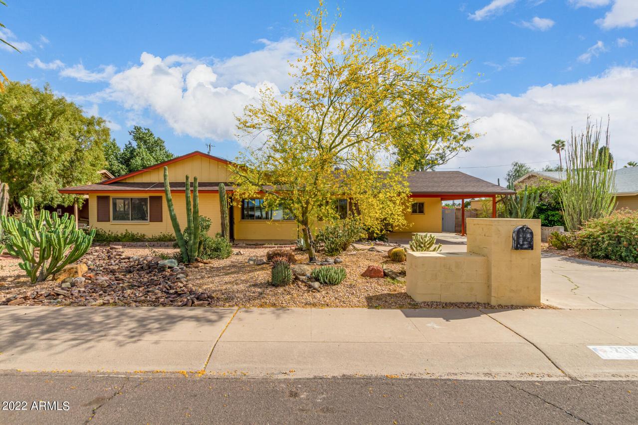 2309 W Saint John Rd., Phoenix, AZ 85023