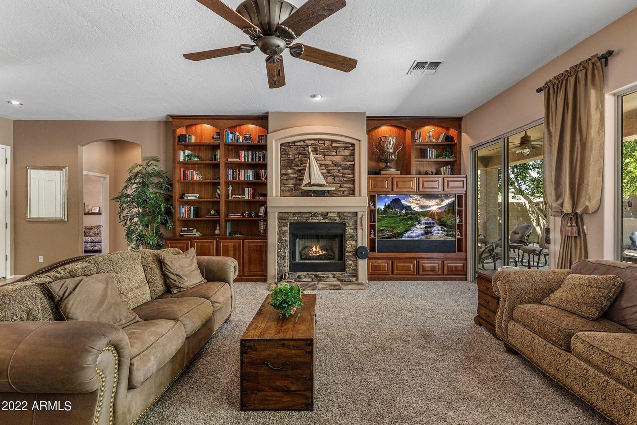 9660 E Greenway St., Mesa, AZ 85207