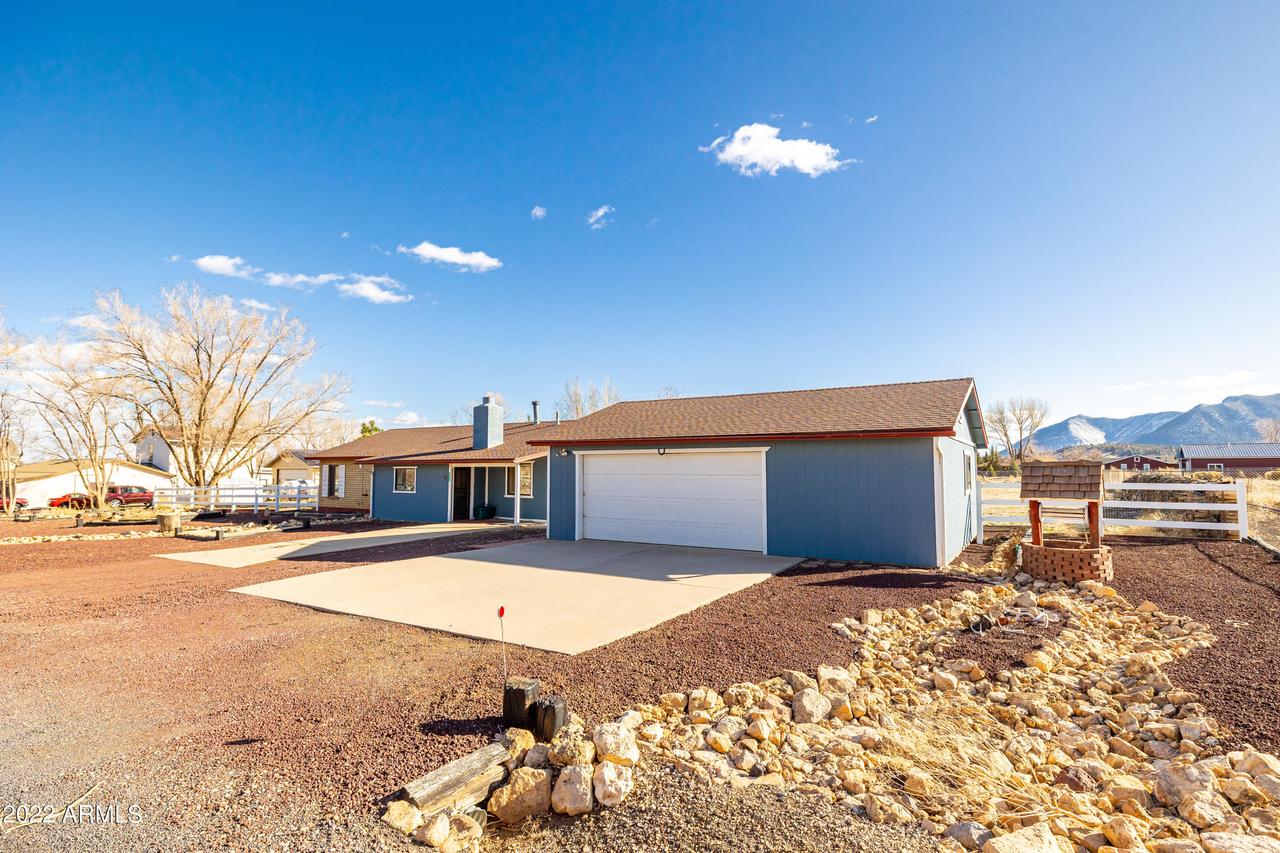 6090 E Peaks Pkwy., Flagstaff, AZ 86004