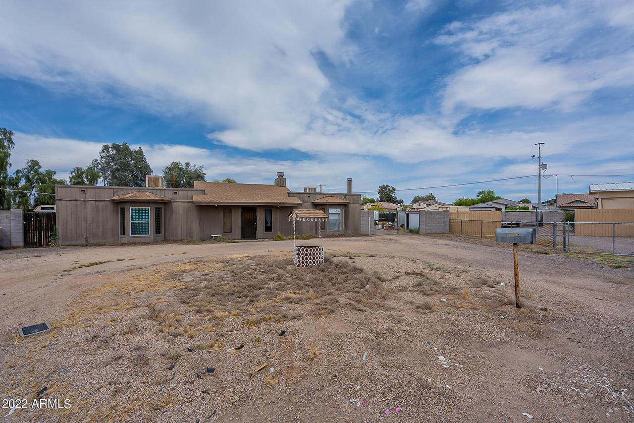 6530 W Davis Rd., Glendale, AZ 85306